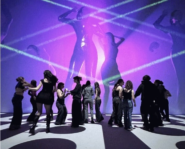 Exposition Clubbing