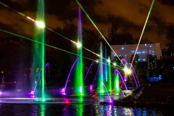 Palais des Eaux - Grande Cascade illuminée