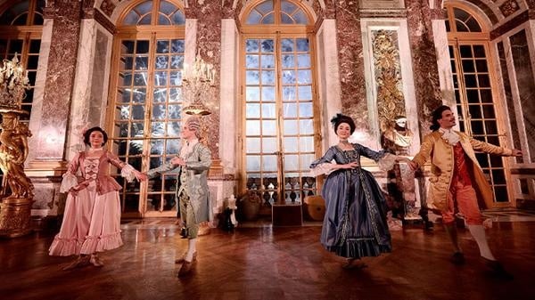 Le Parcours du Roi - Galerie des Glaces illuminée