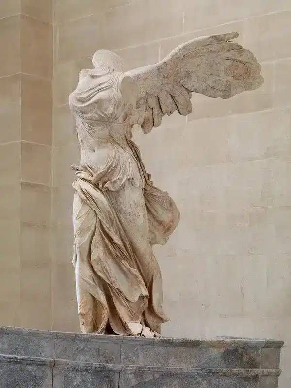 Victoire de Samothrace – Sculpture grecque Musée du Louvre