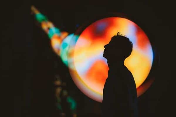 Spectacle holographique Aura - Expérience TOI