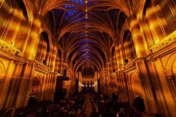 LUMINISCENCE L'Odyssée Céleste - Projections immersives