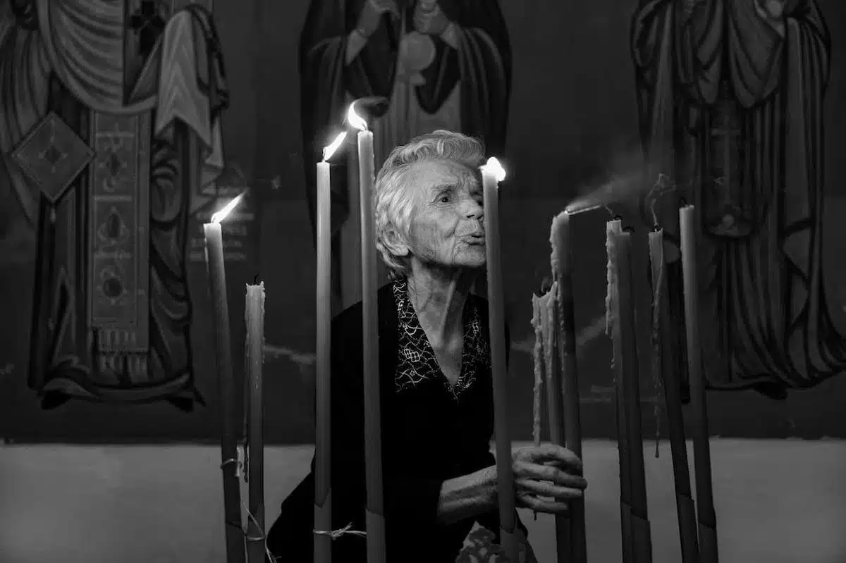 Nikos Aliagas – Exposition Les grands âges