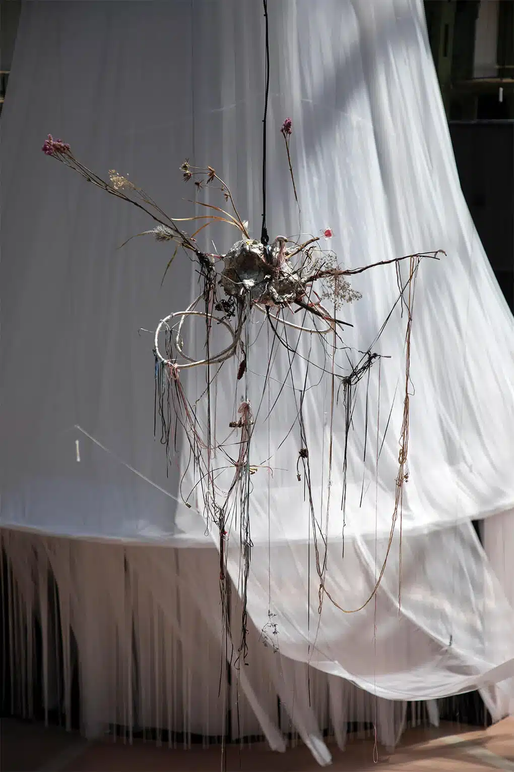 Laure Prouvost – Nous, frissons d’étoiles, détail de l’installation